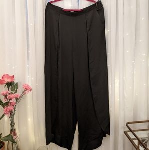 SOLD NWT Size 14 City Chic Split Front Palazzo pants